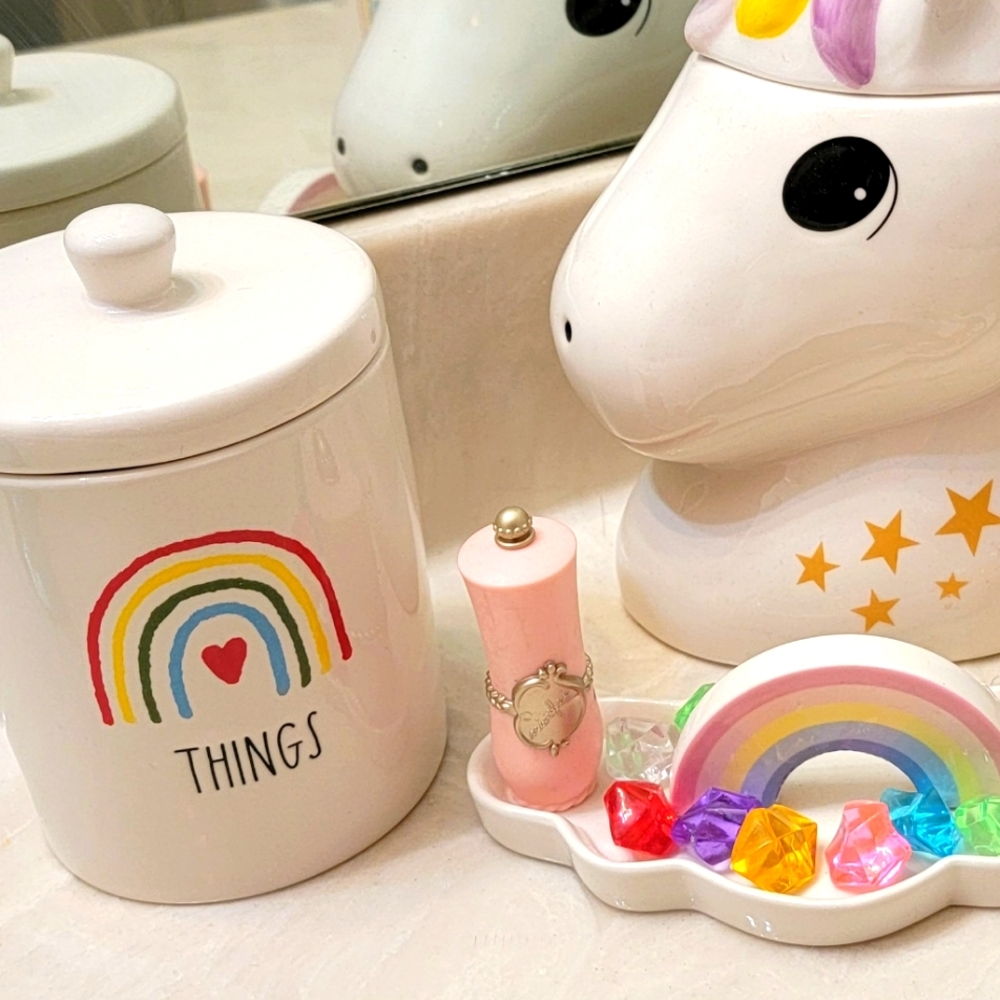 Rae Dunn 🌈❤️ Things Canister Rainbow Heart